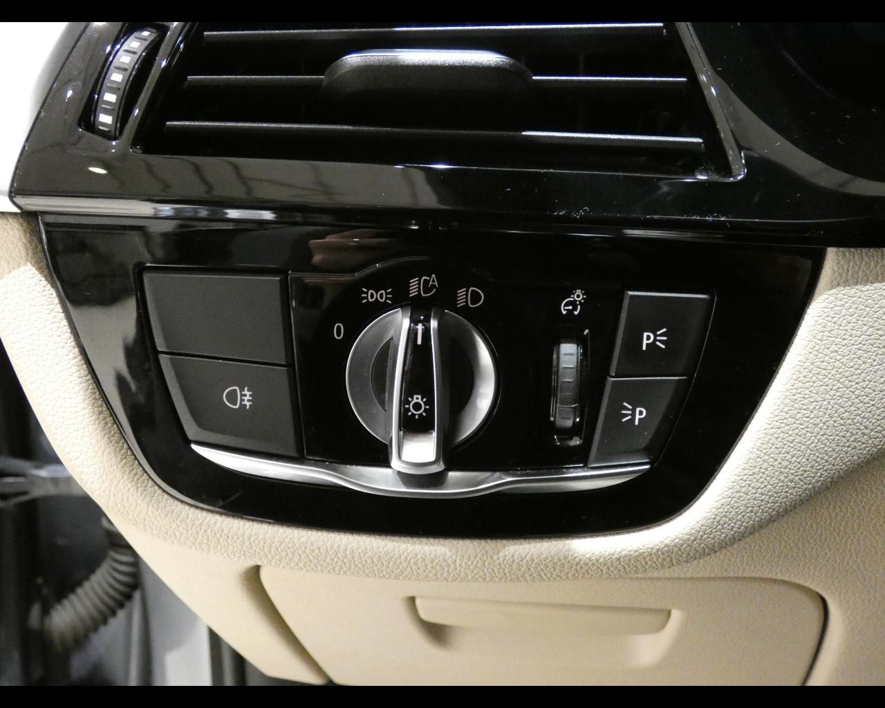 BMW Serie 5(G30/31/F90) - 520d 48V Touring Msport