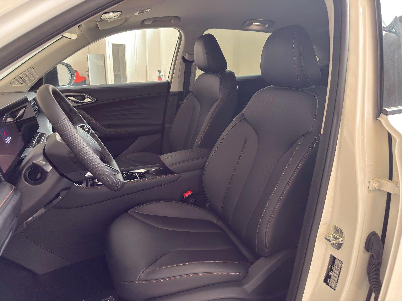 Mg HS 1.5 hybrid+ Luxury auto