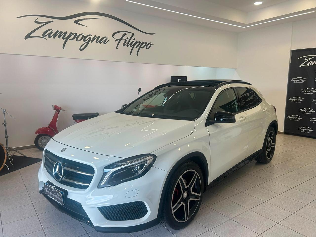 Mercedes GLA 200 CDI 136CV Premium TETTO 2015
