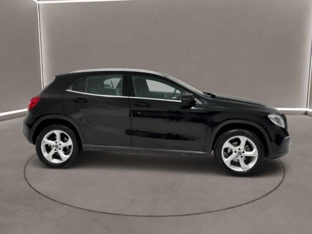 MERCEDES-BENZ G LA (X156) - LA 180 d Automatic Premium