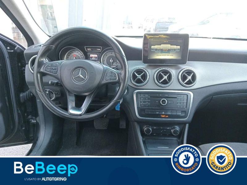 Mercedes-Benz GLA 180 D BUSINESS AUTO