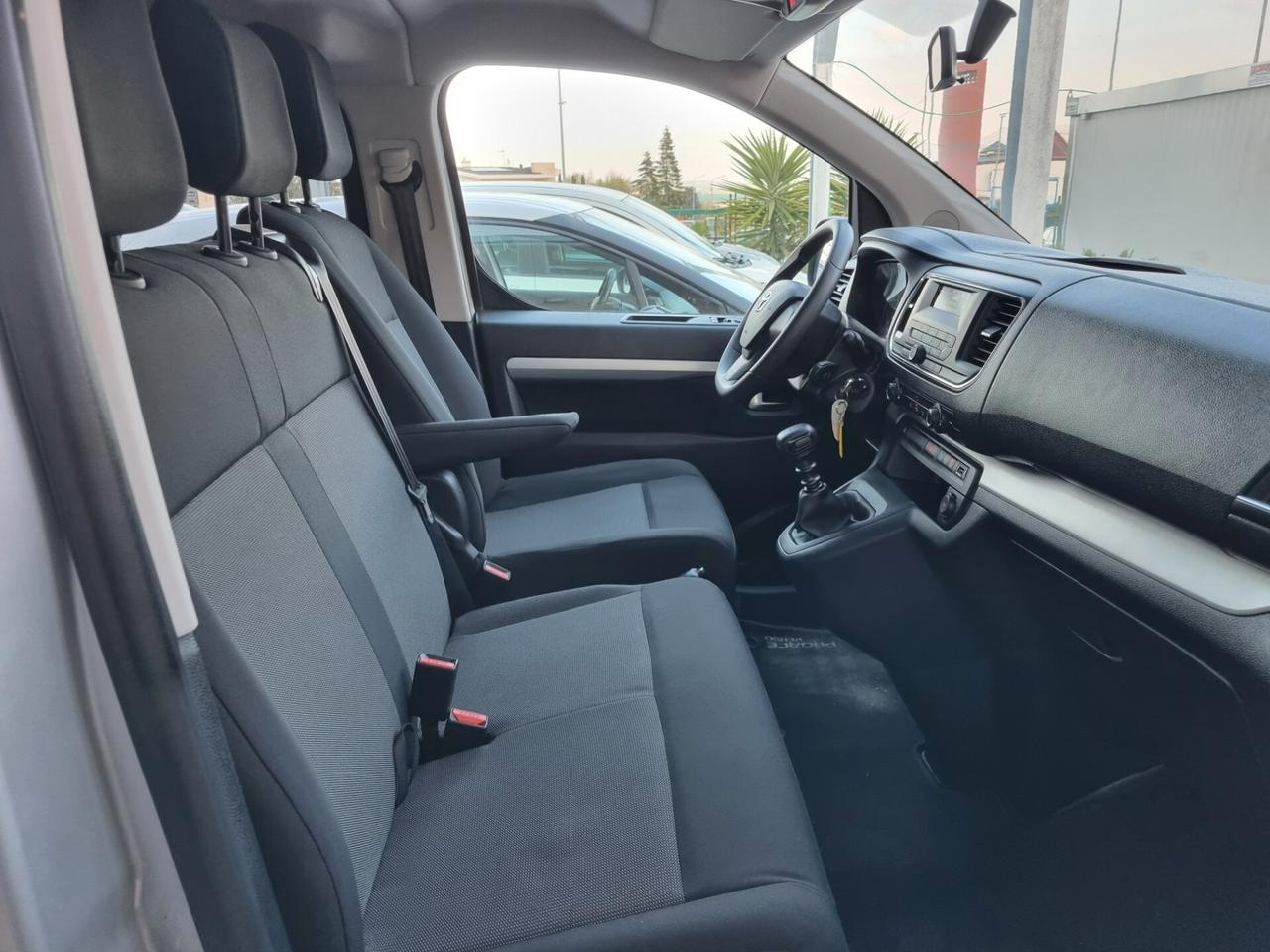 Toyota Proace Verso 1.4D STYLE disabili