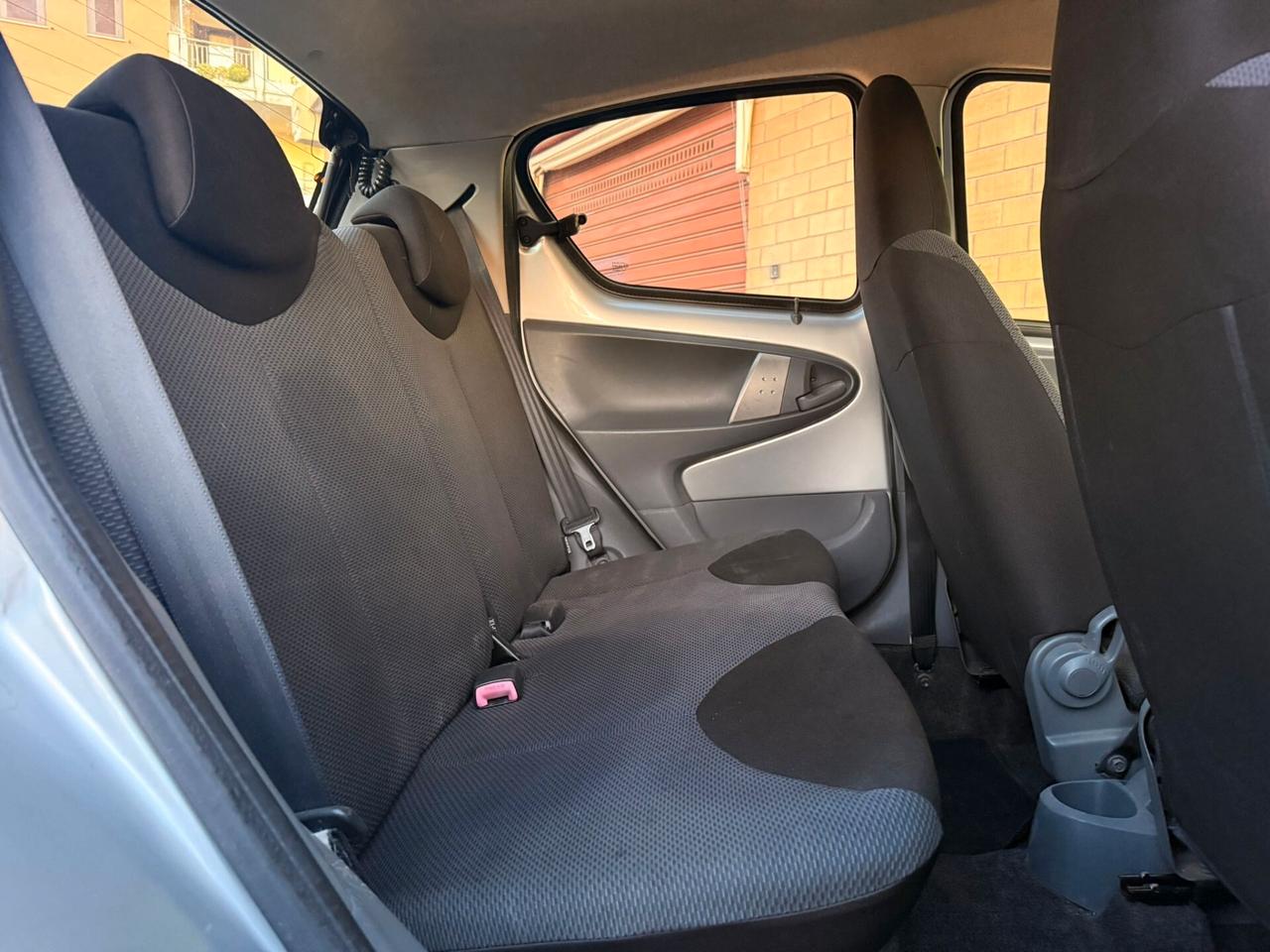 Toyota Aygo 1.0 12V VVT-i 5 porte Sol GPL