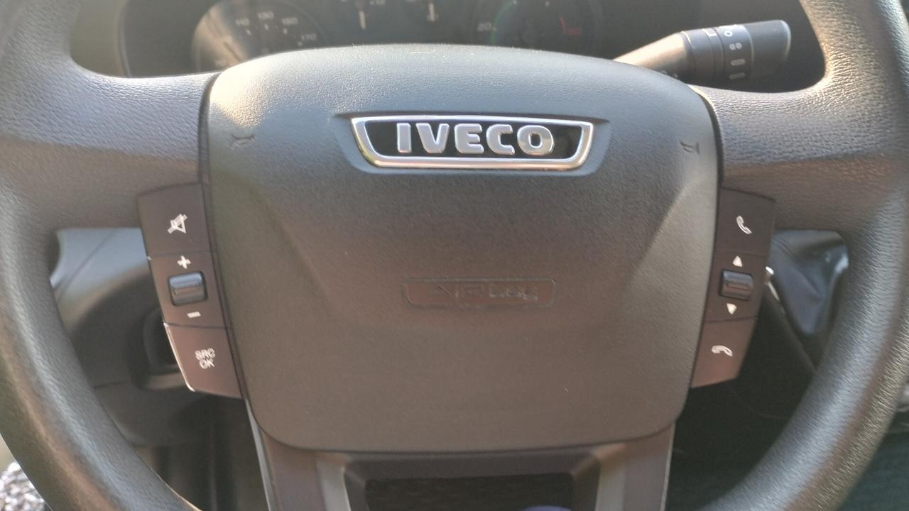 FURGONE IVECO DAILY CASSONATO