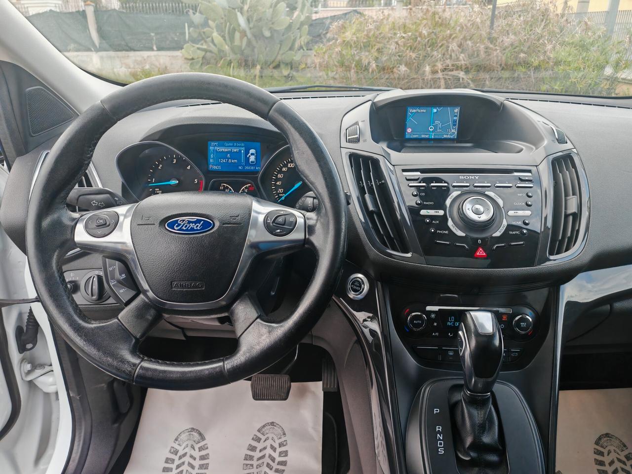 Ford Kuga 2.0 TDCI tetto navig cam pelle 2013