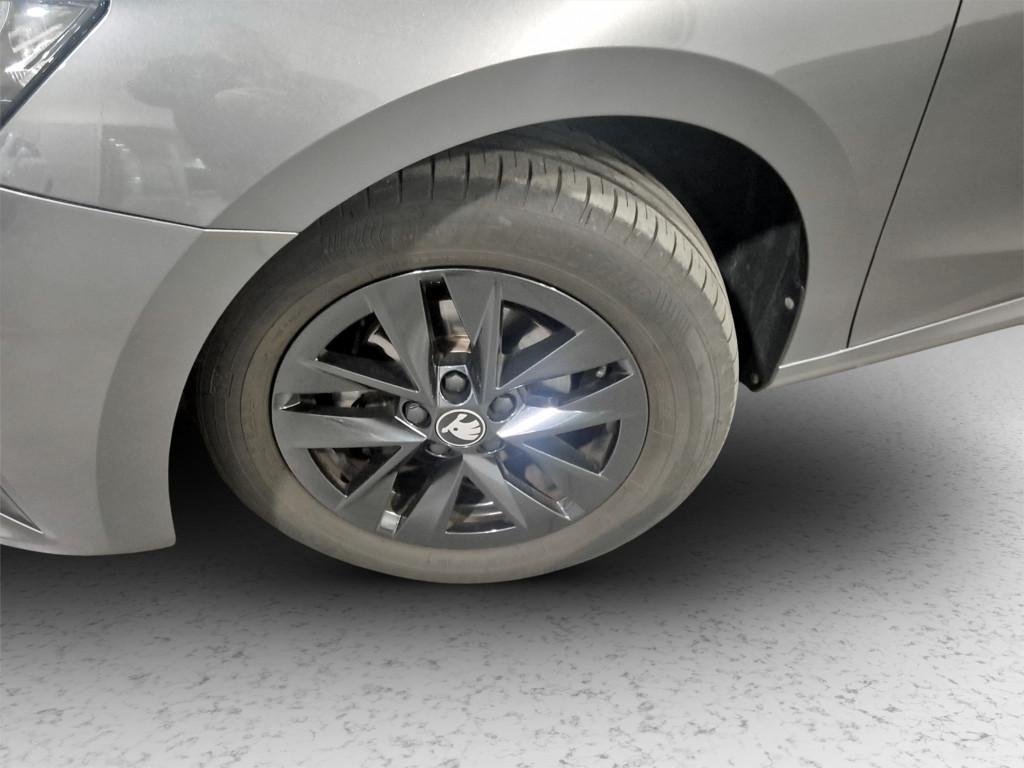 Skoda Fabia 1.0 tsi evo Young Edition 95cv