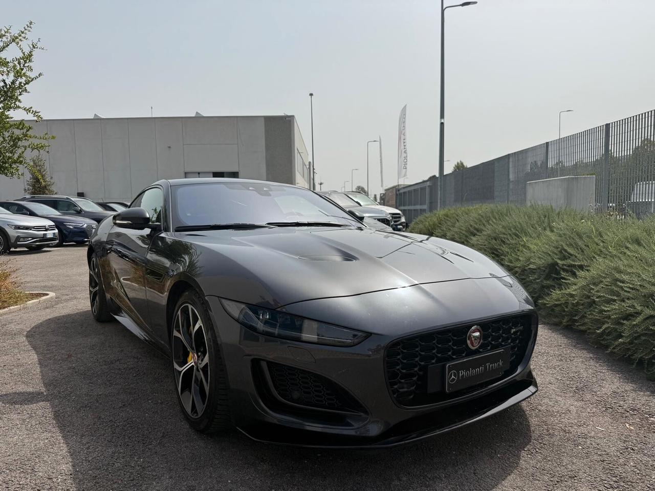 Jaguar F-Type 2.0 aut. Coupé R-Dynamic Black