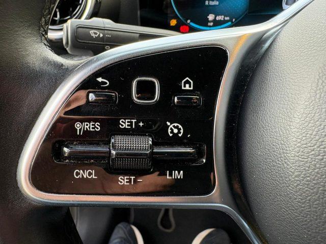 MERCEDES-BENZ CLA 180 d