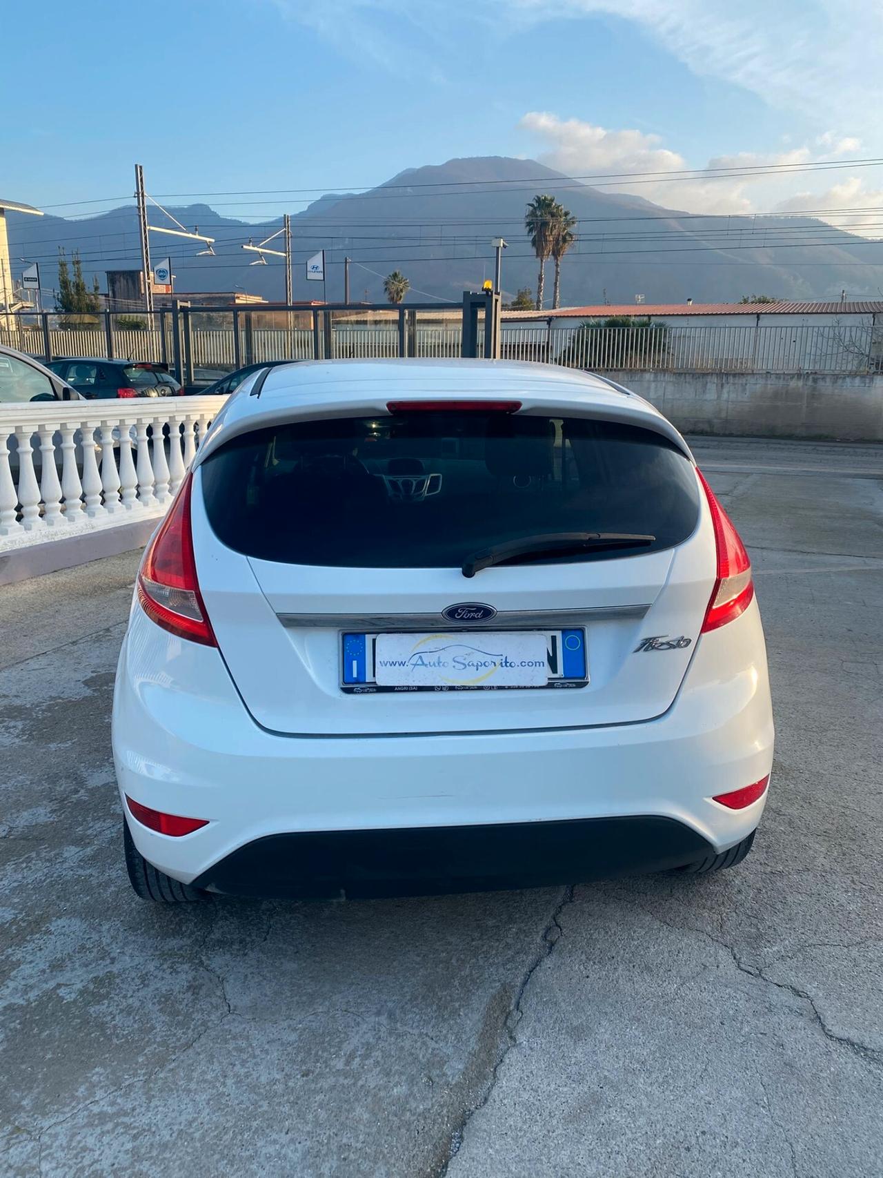 Ford Fiesta Fiesta 1.4 5 porte Bz.- GPL