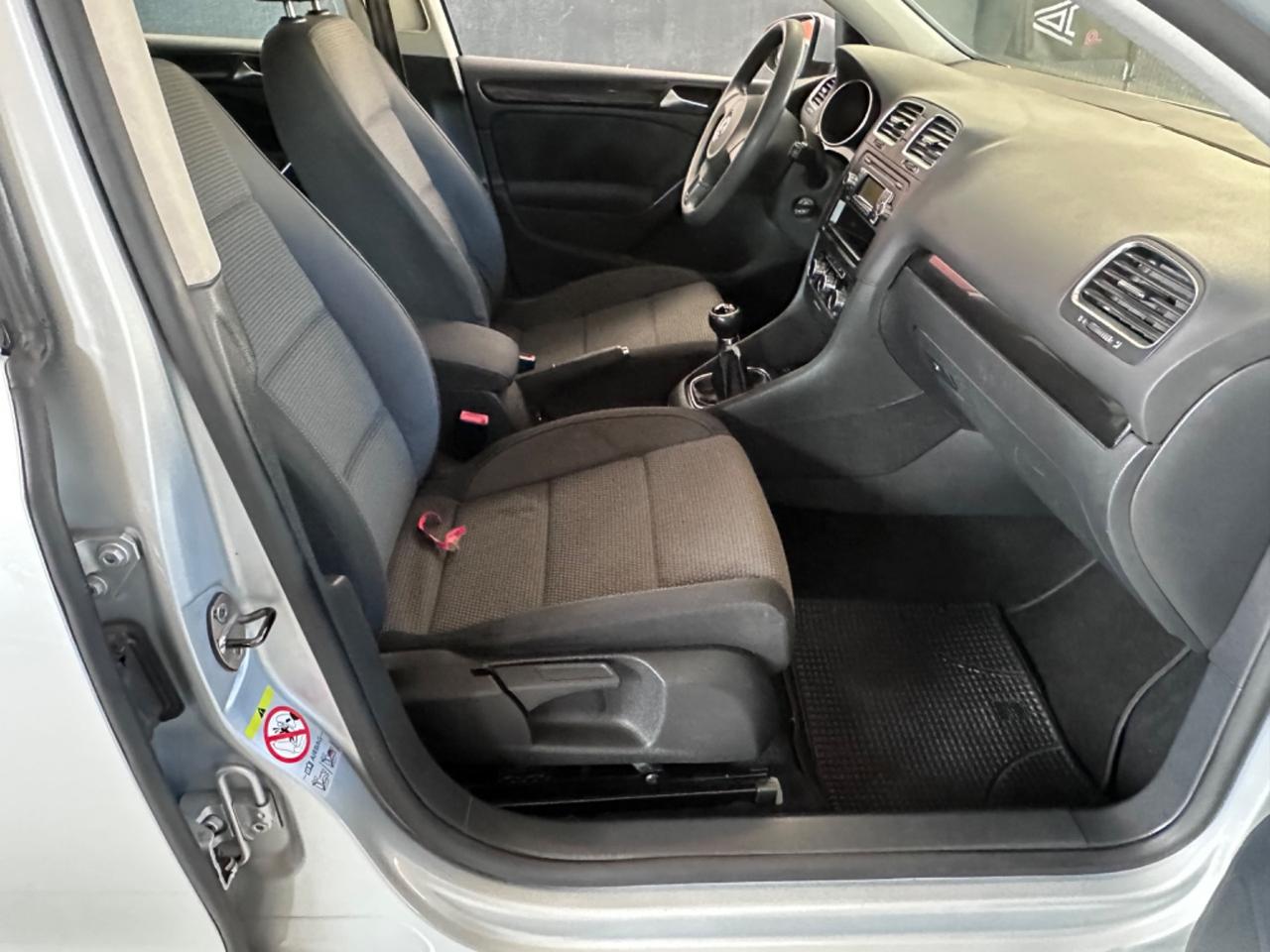 Volkswagen Golf 1.6 5p. Comfortline