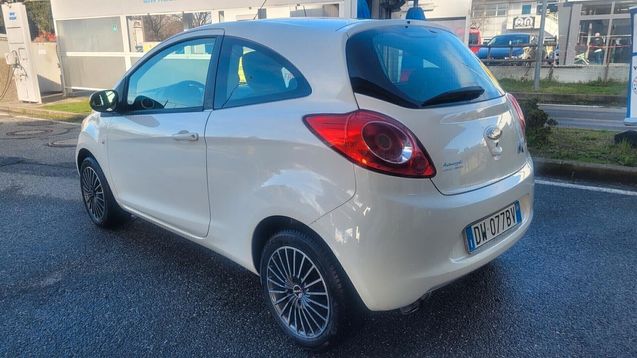 Ford Ka 1.2 8V 69CV Titanium