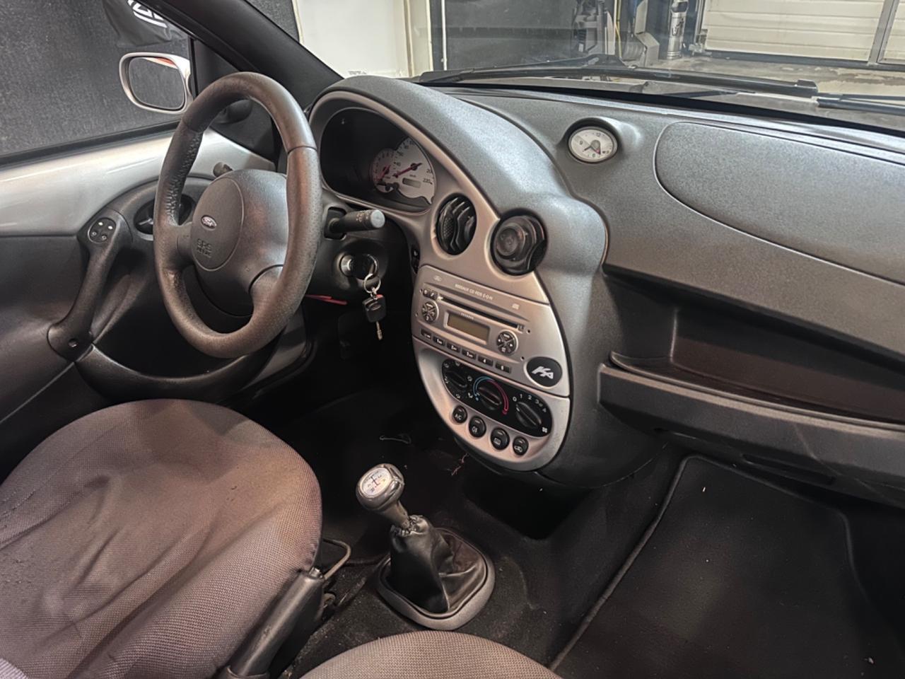 Ford Ka 1.2 8V 69CV Titanium