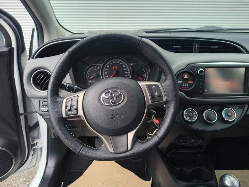 Toyota Yaris Yaris 3p 1.3 Active(prezzo reale)