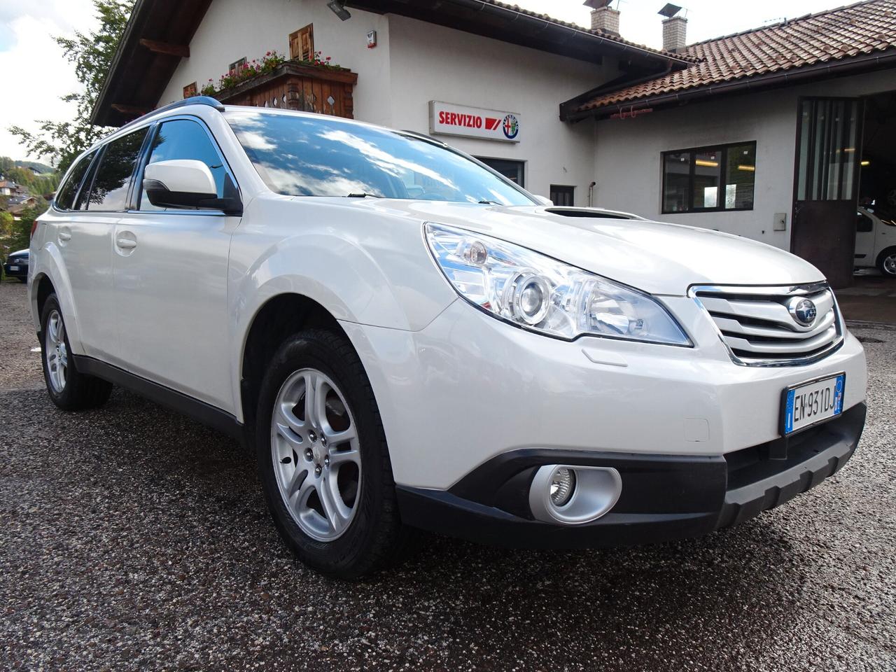 Subaru OUTBACK 2.0D Trend Limited