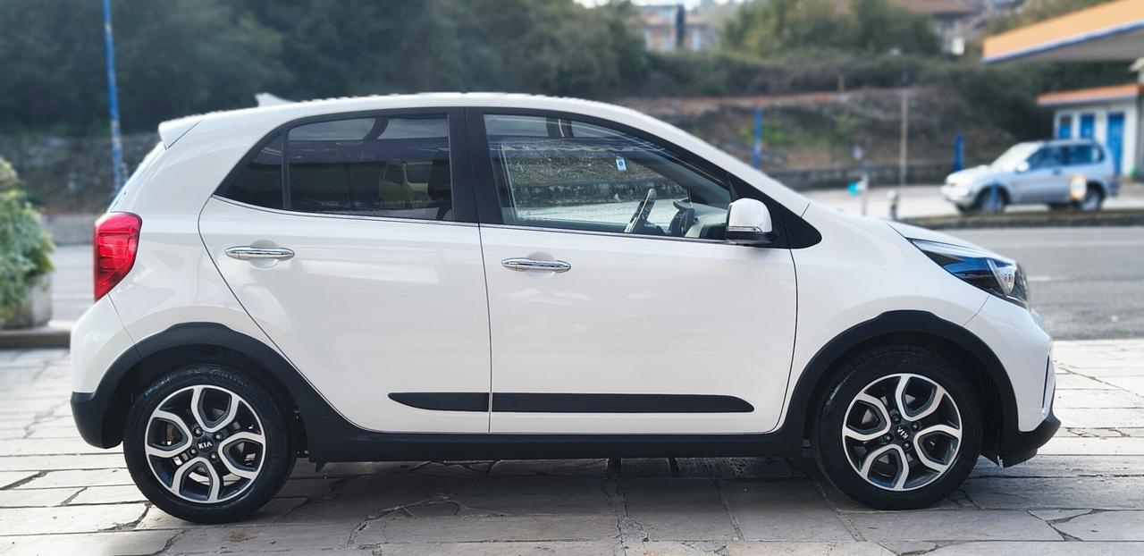 KIA PICANTO 1.0 67 CV X LINE OK NEOPATENT.