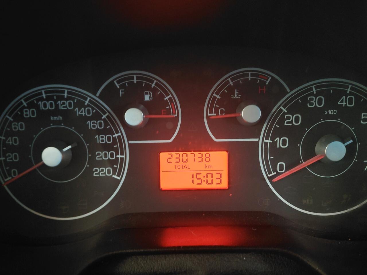 FIAT GRANDE PUNTO ANNO 2008 DS 1.3 ADATTA NEOPATENTATI KM 230 MILA