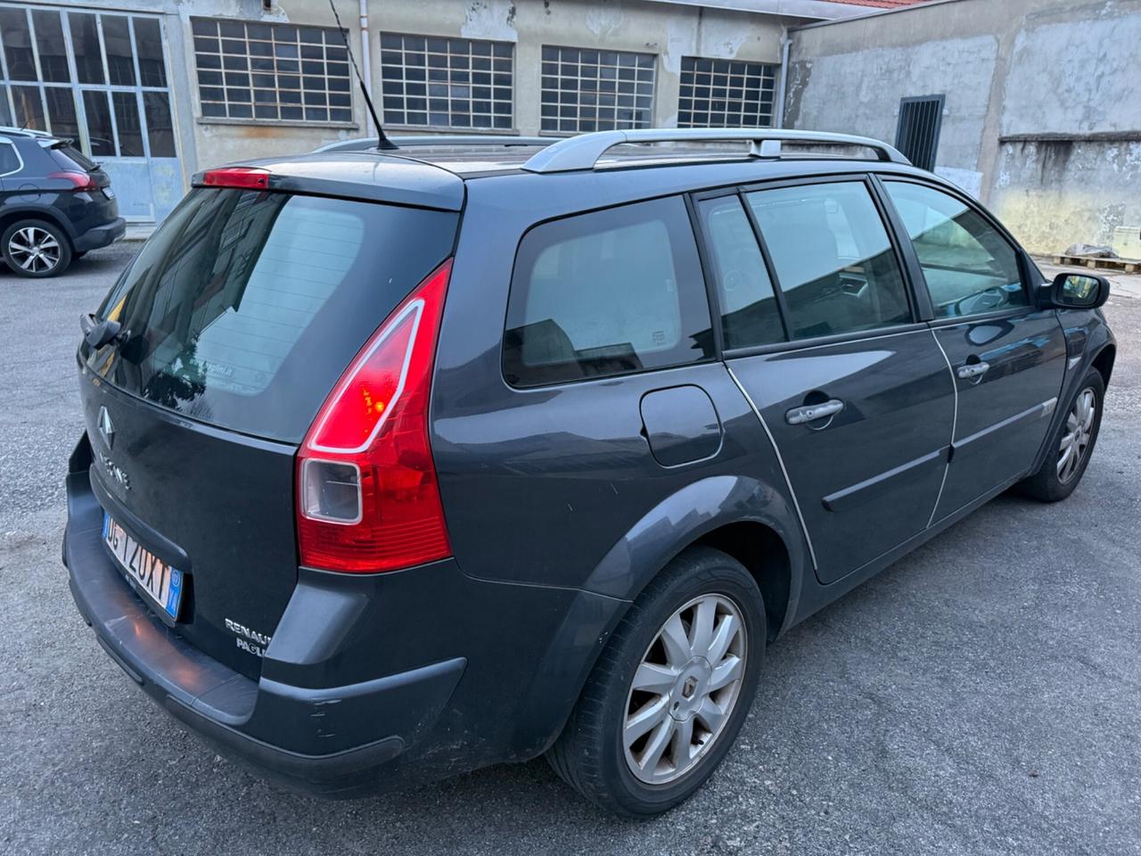 Renault Megane Mégane 1.5 dCi/105CV 5 Neopatentati