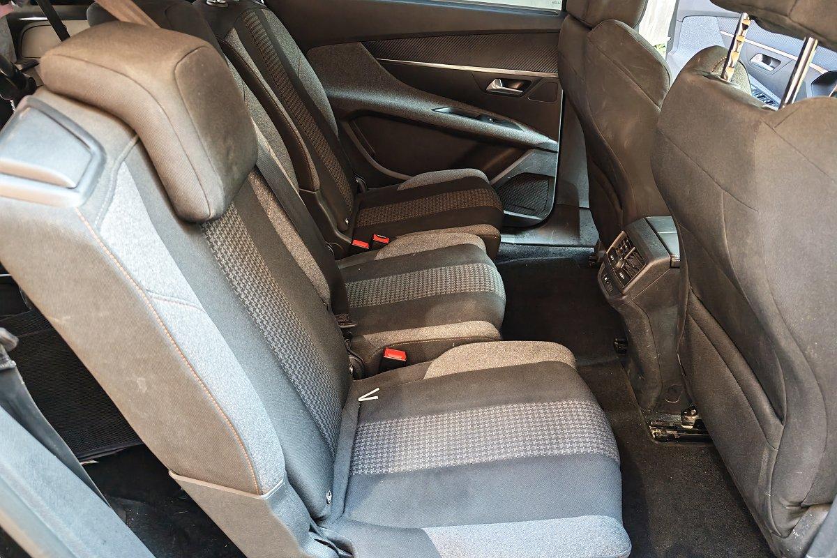 PEUGEOT 5008 BlueHDi 120 S&S EAT6 Allure