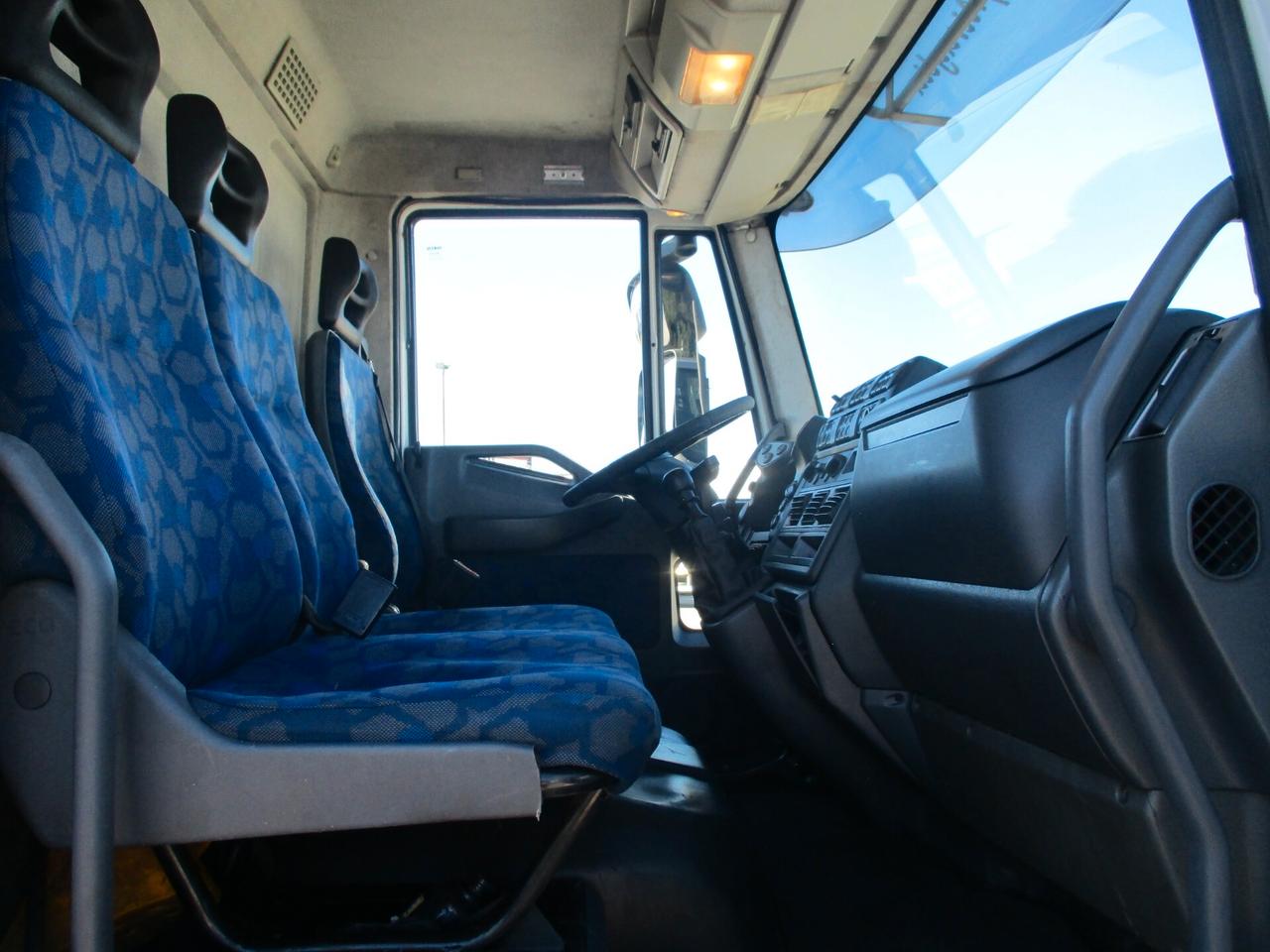 Iveco EUROCARGO 75/18 E5 FURGONE 6M+PEDANA CARICATRICE