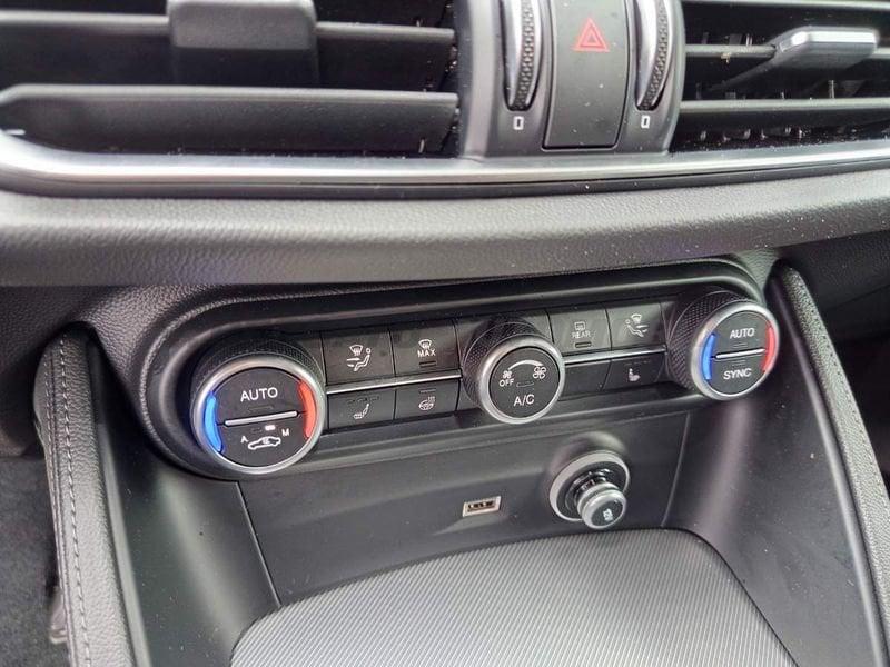 Alfa Romeo Stelvio Stelvio 2.2 t Veloce Q4 210cv auto