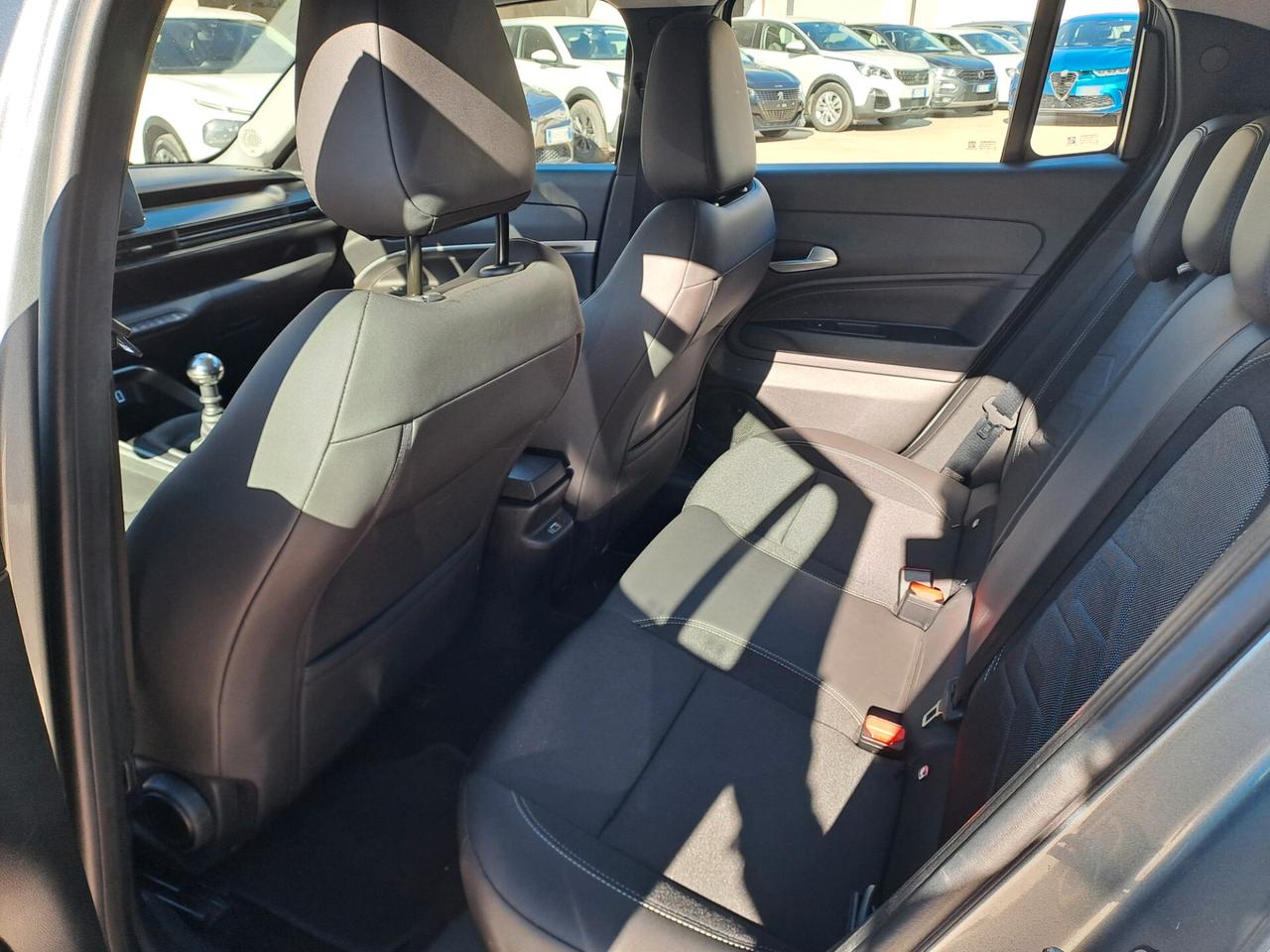 Jeep Avenger 1.2 Turbo 100 CV Altitude