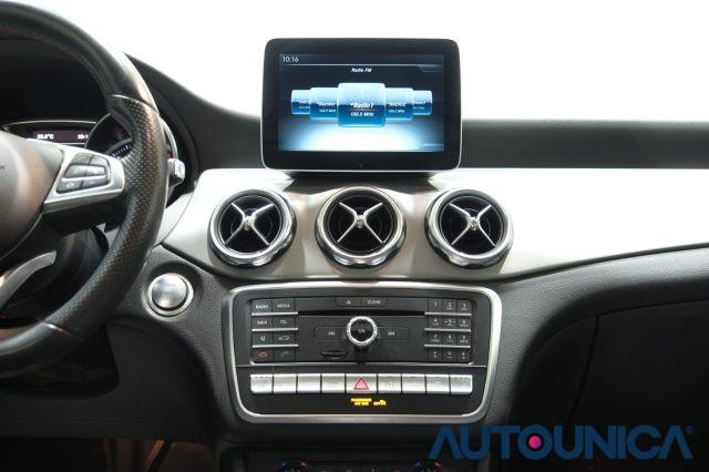 MERCEDES-BENZ GLA 220 D AUTOMATIC 4MATIC PREMIUM AMG TETTO PANORAMA
