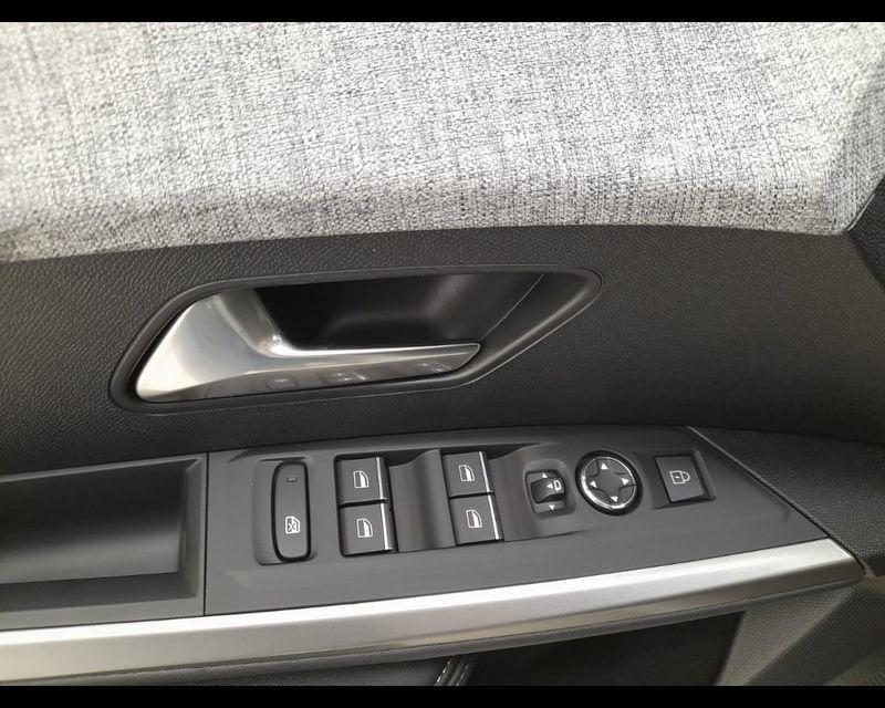 Peugeot 3008 III 2024 1.2 hybrid Allure 136cv e-dcs6