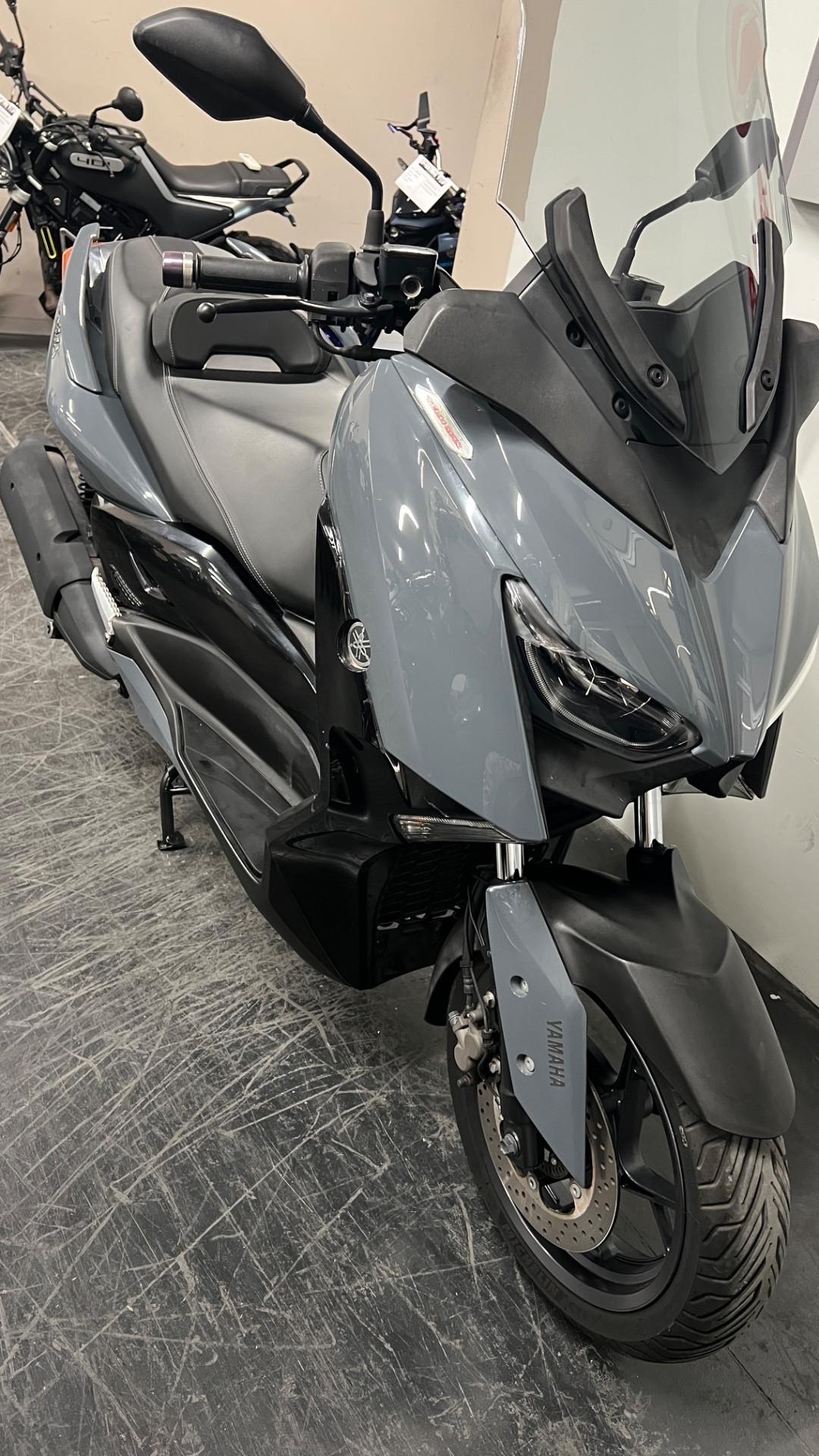 Yamaha X-Max 300 Tech max