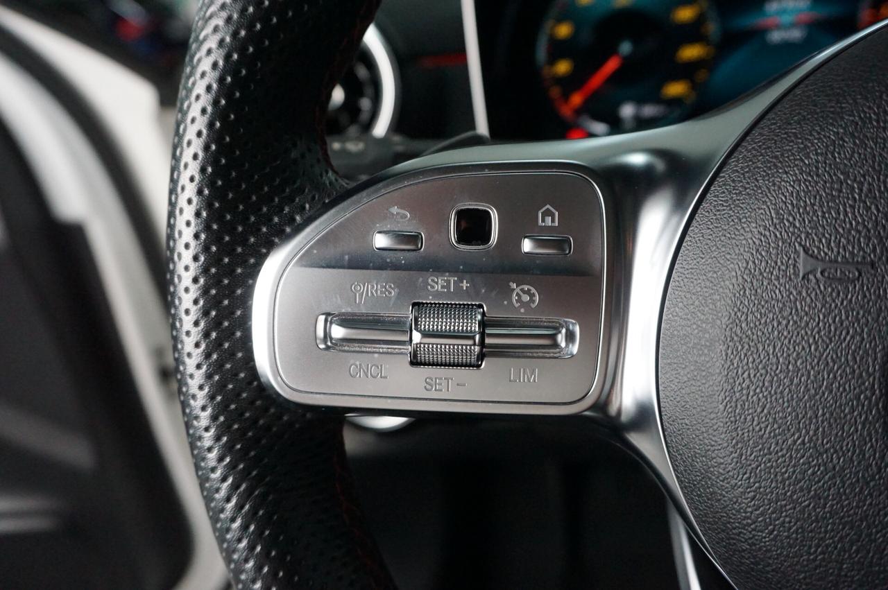 Mercedes-benz A 180 d Automatic Premium Plus