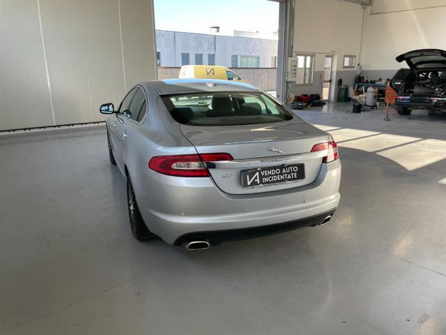 JAGUAR XF 3.0 D V6 240CV LUXURY CAMBIO AUTOMATICO