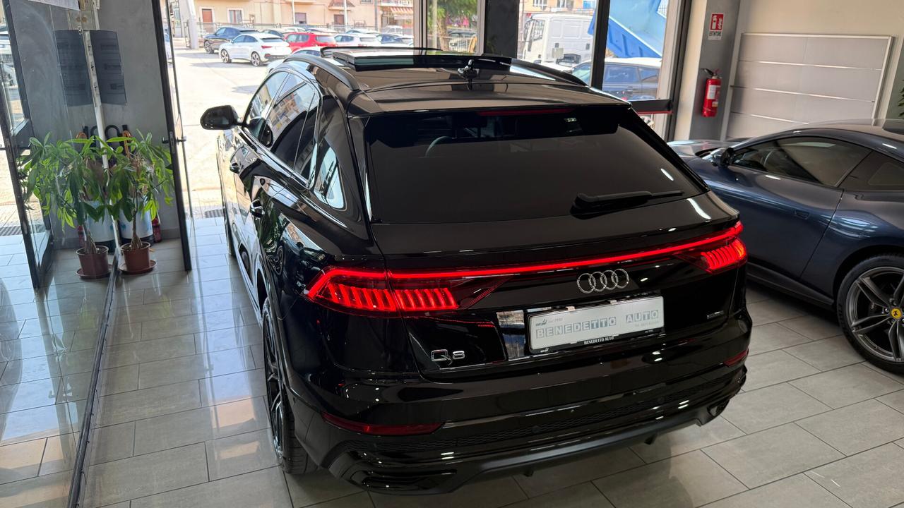 AUDI Q8 TDI 231 CV TETTO APRIBILE UFF ITALIA