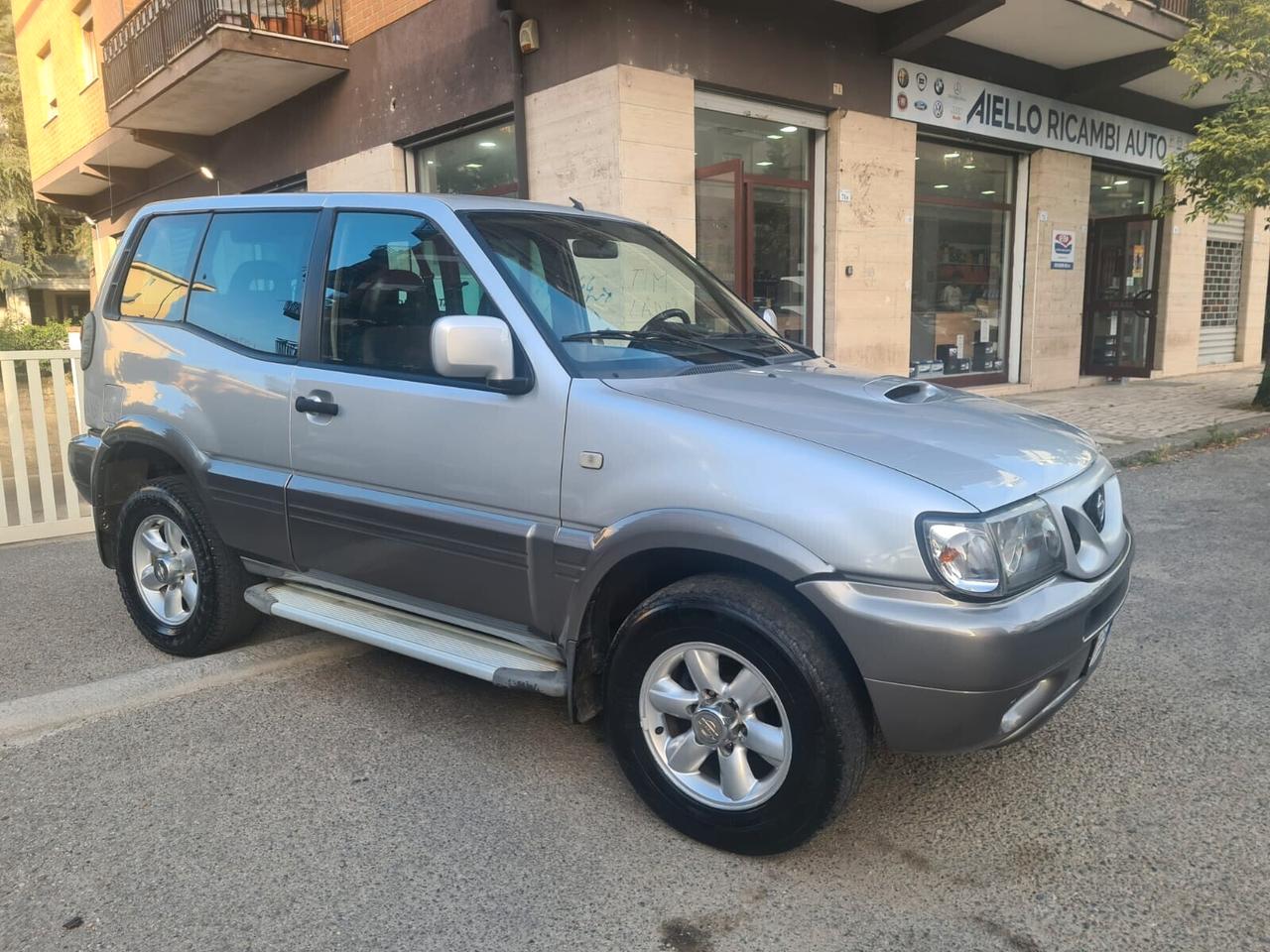 Nissan Terrano 2 2.7 TDi 4WD Diesel