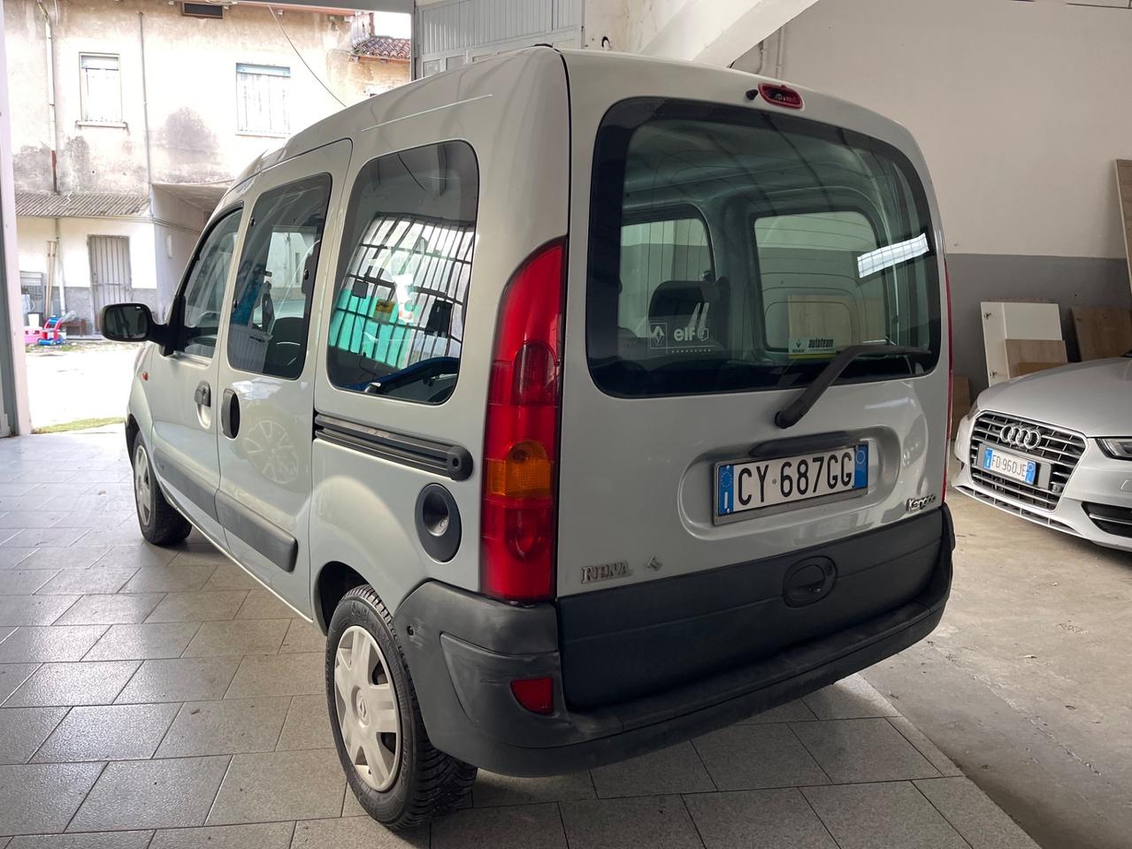 Renault Kangoo 1.5 dCi/82CV 5p. Privilège