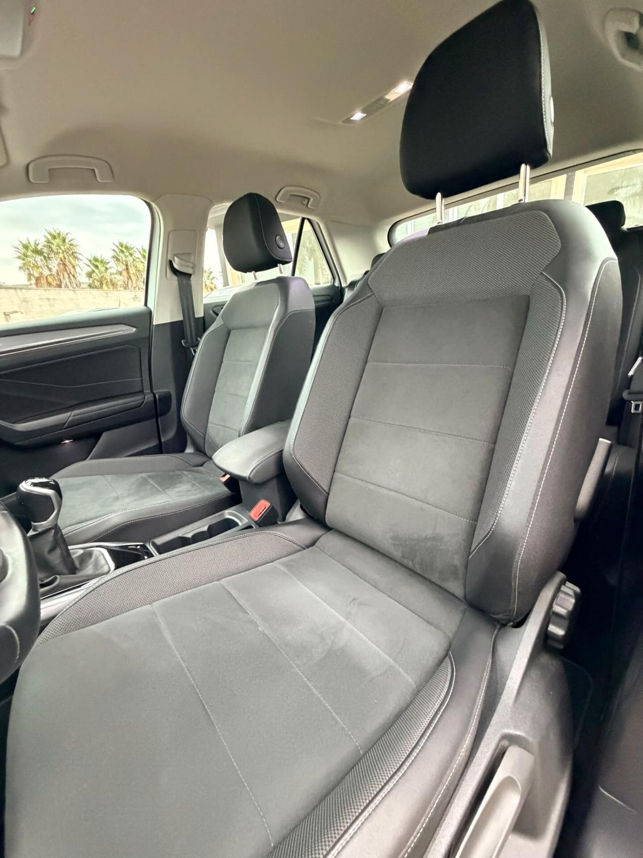 Volkswagen T-Roc 2.0 TDI SCR Style Virtual/Led