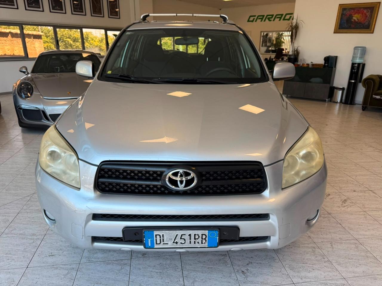 Toyota RAV 4 2.2 D-4D 136 CV Luxury