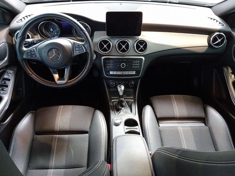 Mercedes-Benz GLA GLA 200 d Sport