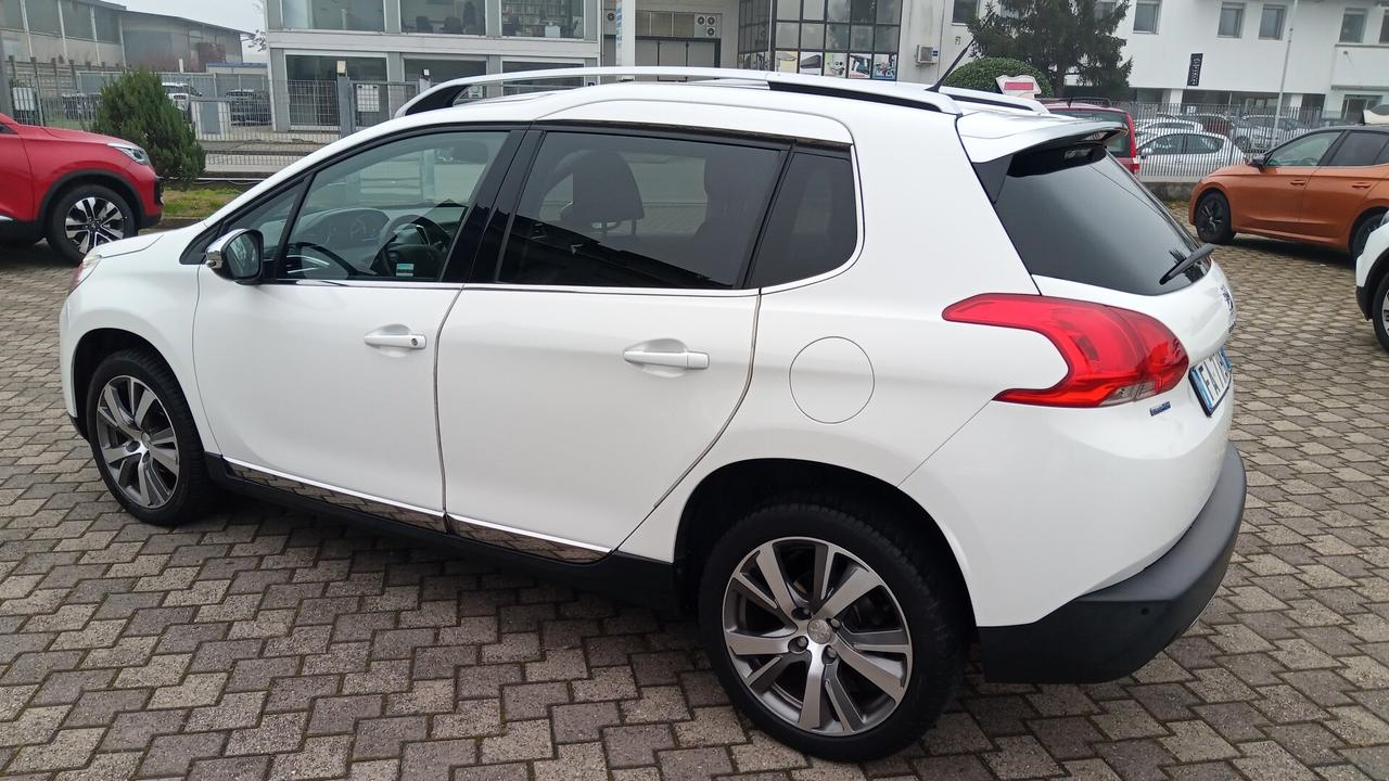 Peugeot 2008 BlueHDi 100 Allure