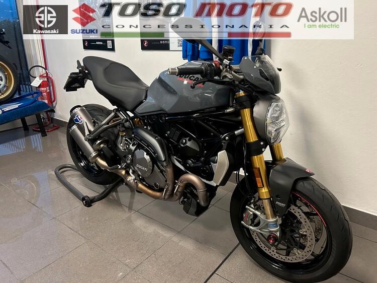 Ducati Monster 1200 S