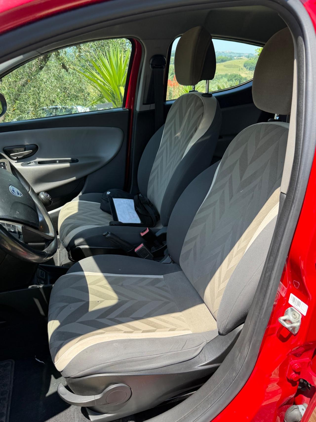 Lancia Ypsilon 1.2 69 CV 5 porte GPL Ecochic Unyca