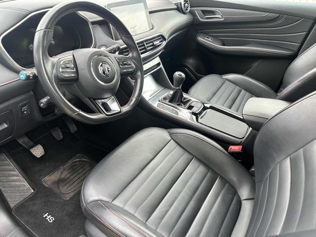 MG HS 1.5T-GDI AT Luxury