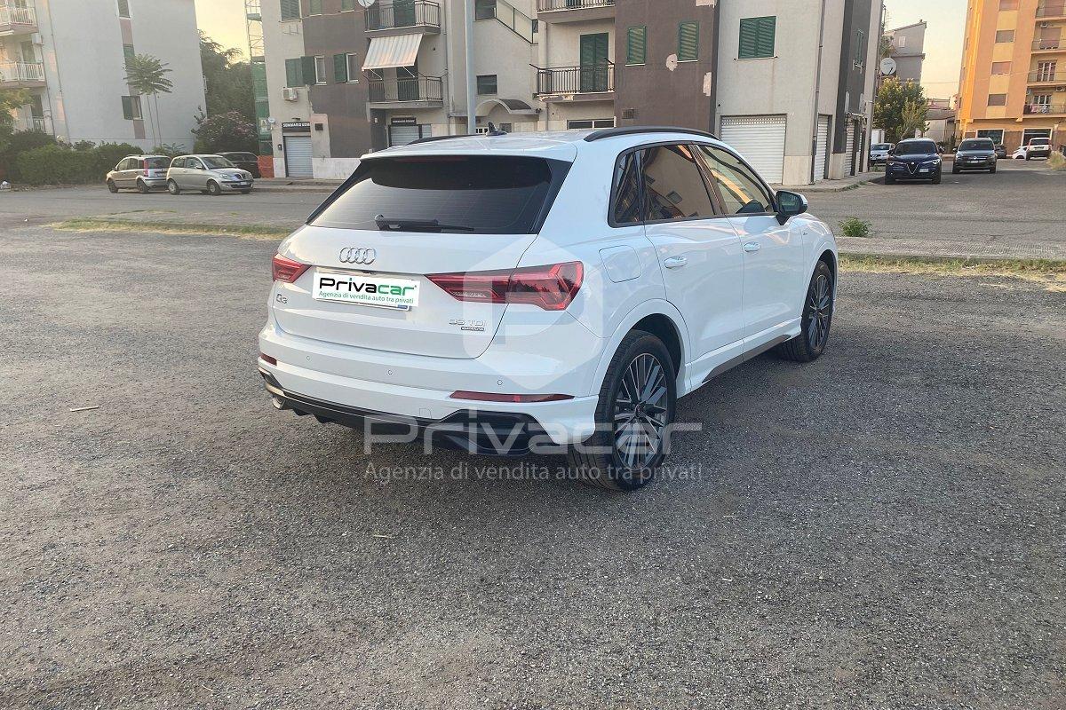 AUDI Q3 35 TDI quattro S tronic S line edition