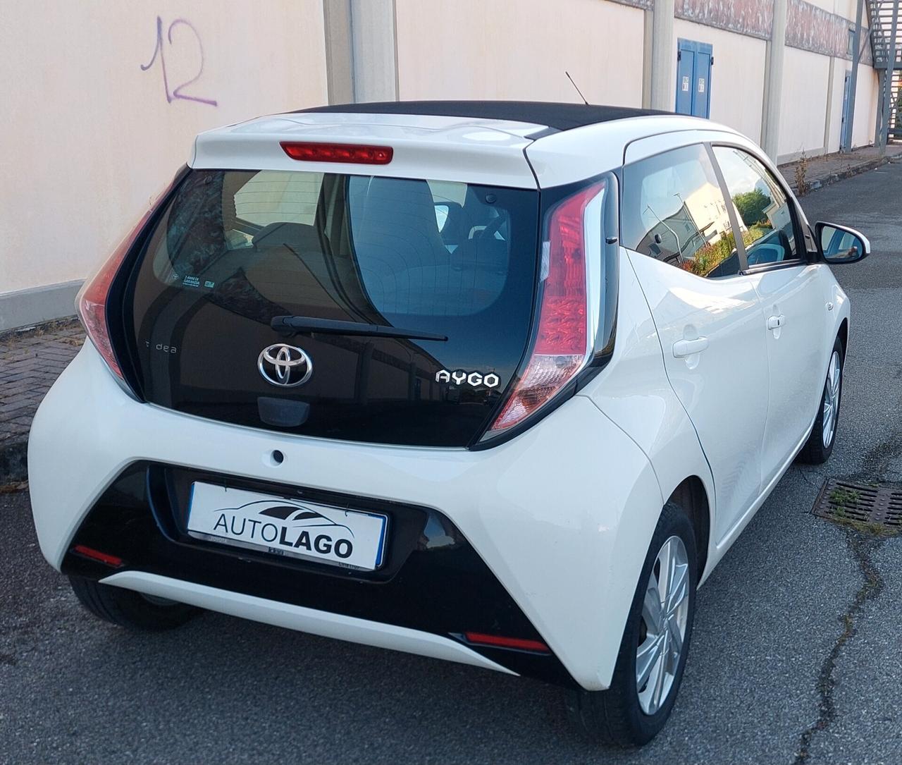 Toyota Aygo 1.0 VVT-i 69 CV Cabrio .NEOPATENTATI..