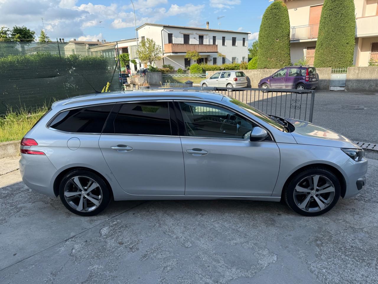 Peugeot 308 1.6 HDI DIESEL EURO 6B 2016 FULL OPT