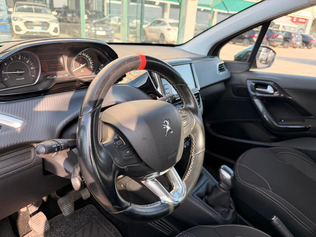 Peugeot 208 5 Porte 208 5p 1.2 puretech Allure 82cv