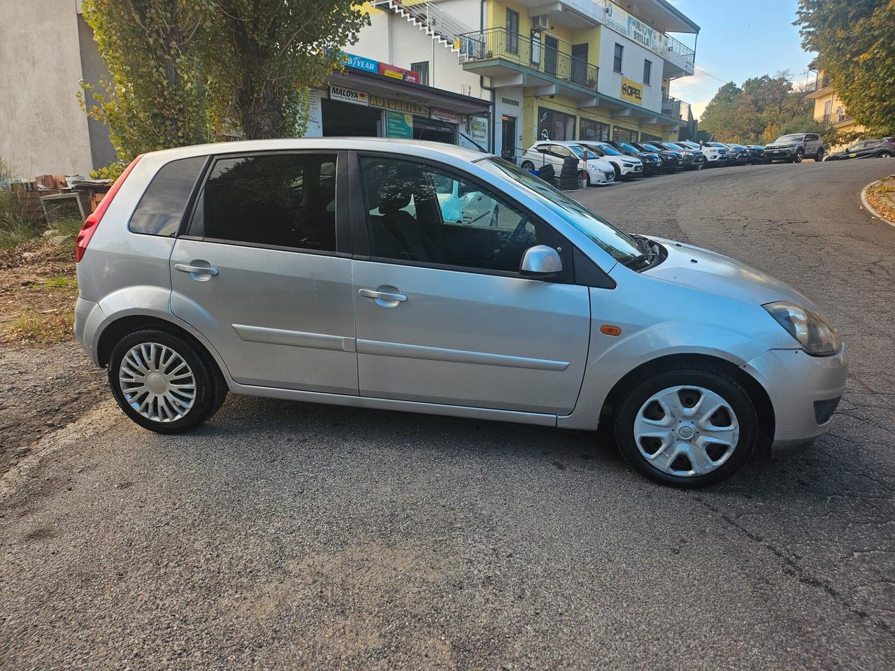 Ford Fiesta 1.4 TDCi 5p. Ghia 114.000km 2008