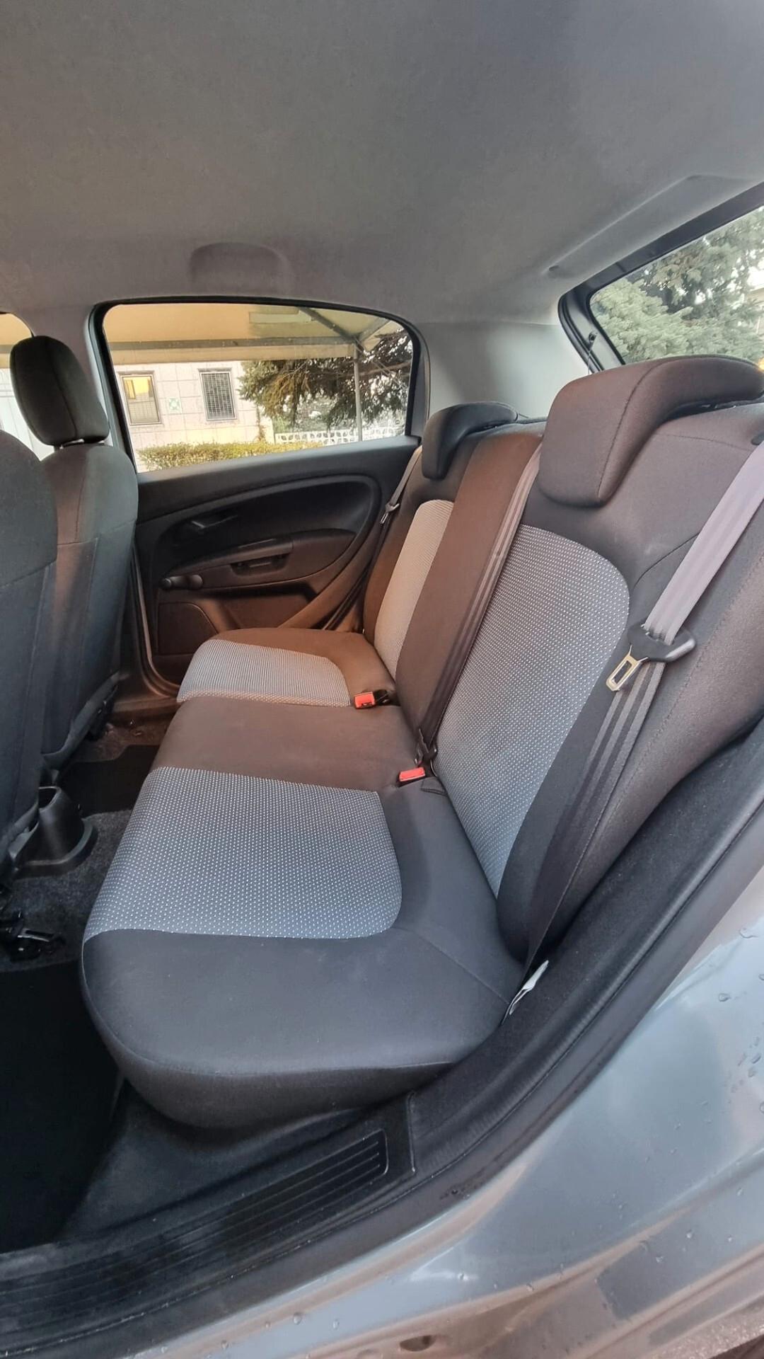 Fiat Grande Punto 1.4 5 porte GPL