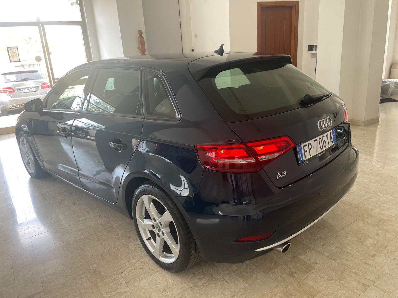 AUDI A3 SPB 1.6 TDI 116 CV S TRONIC SPORT