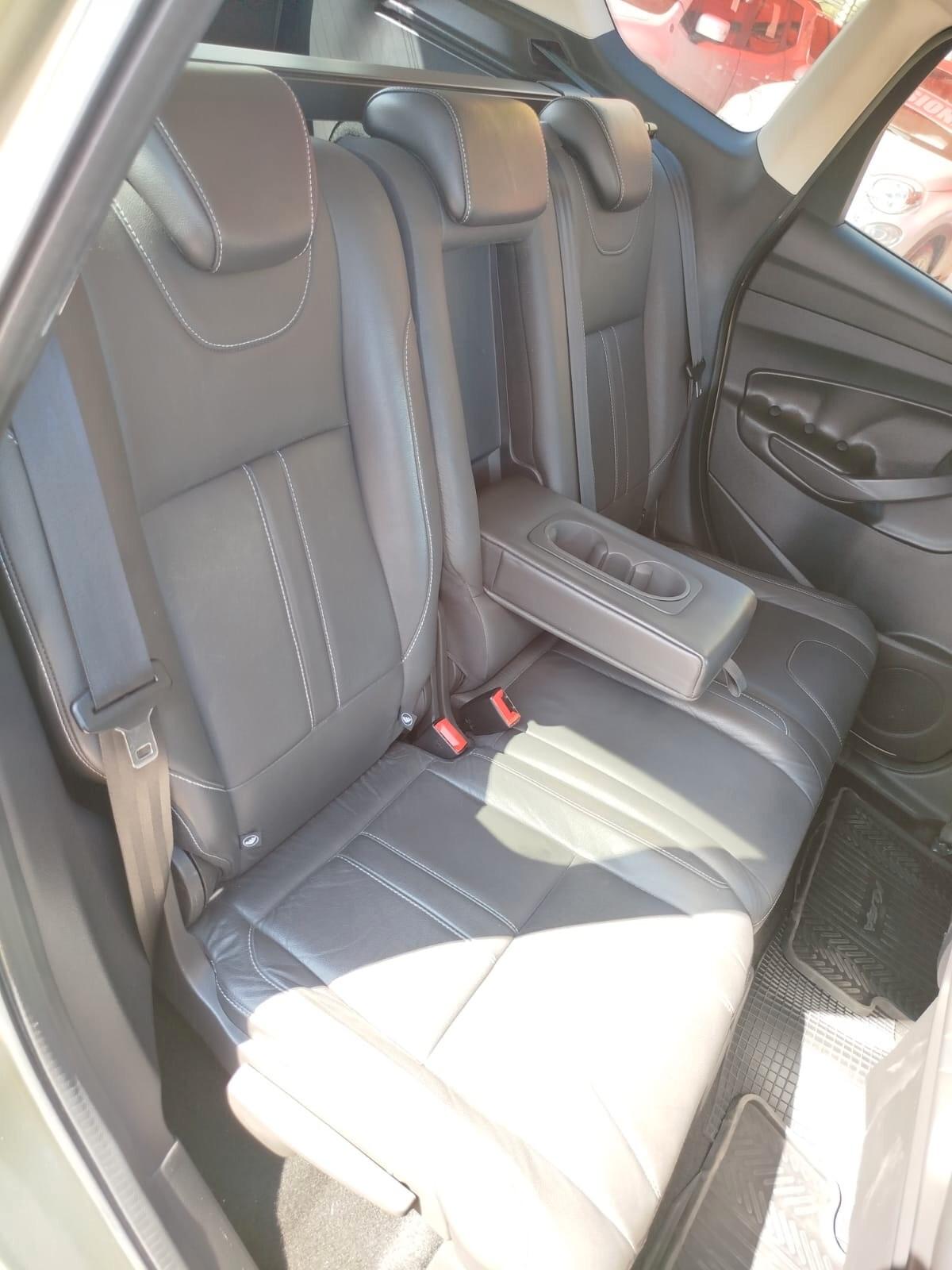 Ford Kuga 2.0 TDCI 140 CV 4WD Titanium