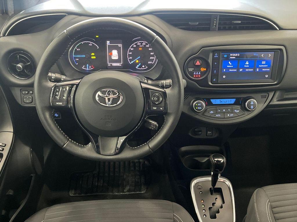 Toyota Yaris 5p 1.5 hybrid Trend Red Edition