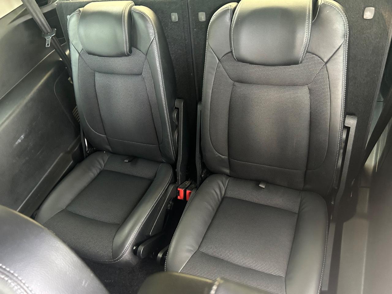 Ford S-Max 2.0 TDCi 140CV Titanium 7 Posti